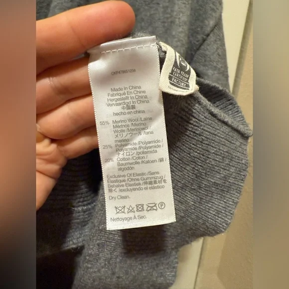 Madewell V-Neck Merino Wool blend  Relaxed Cardigan Heather Pewter, size M - Picture 2 of 11